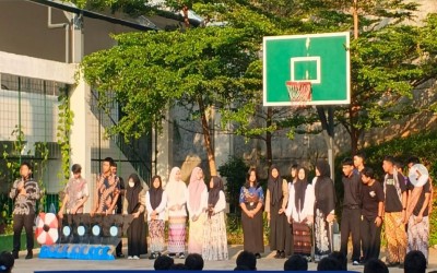 Jumat Literasi: Drama Malin Kundang yang dibawakan oleh X-DKV 1